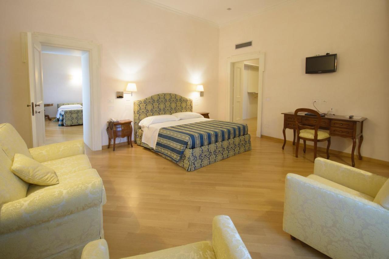 Domus Stella Maris - Casa Per Ferie Hotel Ancona Exterior photo